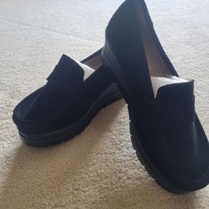 NIB Black Platform Loafers